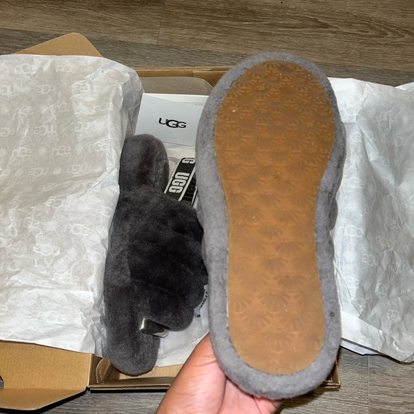 Gray UGG Fluff Yeah Slippers - Picture 2 of 4